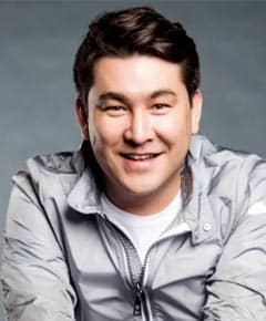 Азамат Мусагалиев